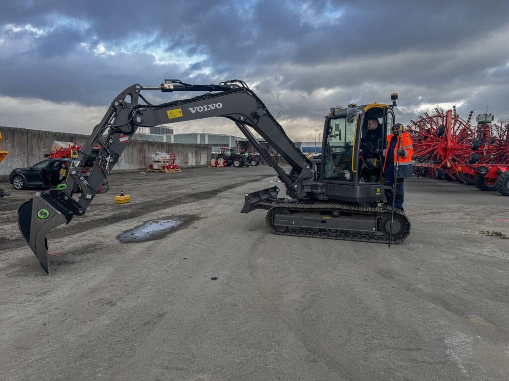 grävmaskin med topcon grävsystem